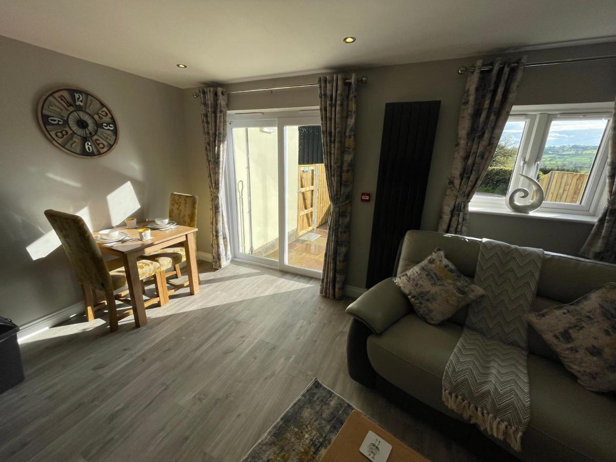 Crich Lane Farm Bed and Breakfast Alfreton Exteriör bild